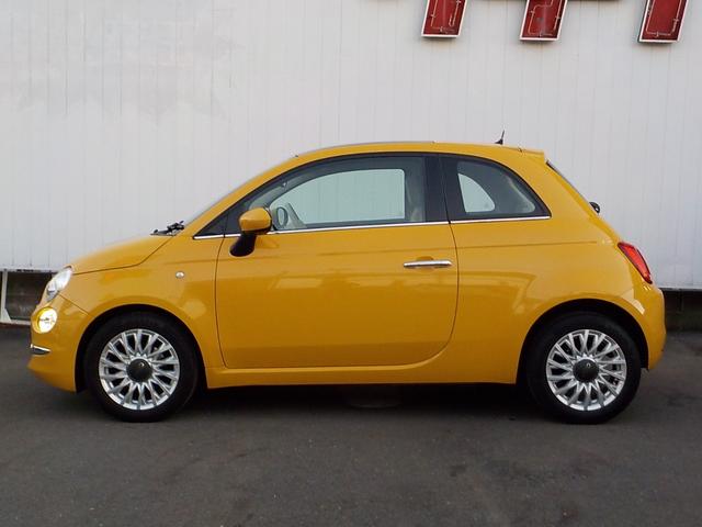 ５００ ツインエア　ラウンジ　後期型　ターボ　ガラスルーフ　ワンオーナー　ディスプレイオーディオ　ＨＩＤ　ＥＴＣ　純正アルミ　キーレス　ＭＴモード　革巻きステア　フォグライト　ＥＣＯモード　アイドリングストップ　バックソナー（5枚目）