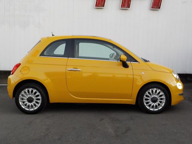 ５００ ツインエア　ラウンジ　後期型　ターボ　ガラスルーフ　ワンオーナー　ディスプレイオーディオ　ＨＩＤ　ＥＴＣ　純正アルミ　キーレス　ＭＴモード　革巻きステア　フォグライト　ＥＣＯモード　アイドリングストップ　バックソナー（6枚目）