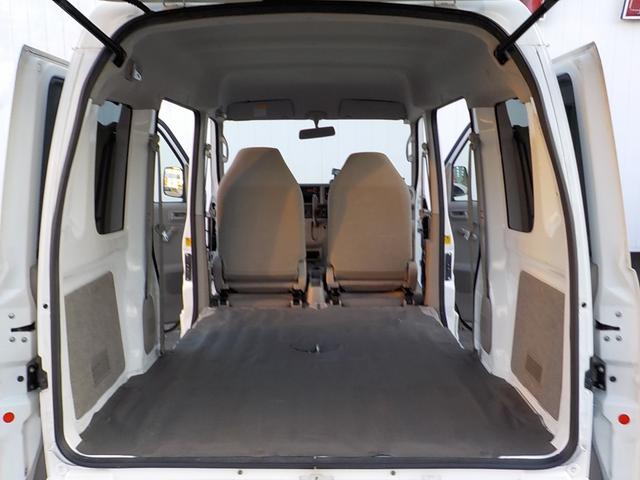 エブリイ ＰＡ　ハイルーフ　タイミングチェーン　ＥＴＣ　ＦＭ・ＡＭラジオ　Ｗエアバッグ　両側スライドドア　ヘッドライト光軸調整スイッチ（18枚目）