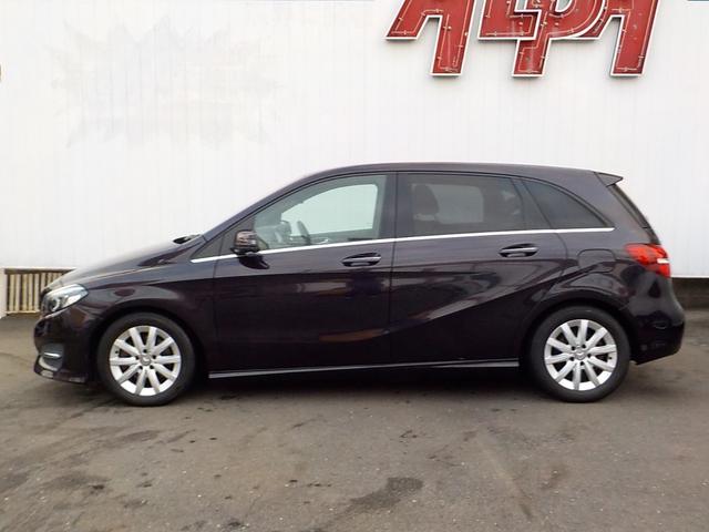 Bクラス B180 後期型 ターボ 純正HDDナビ バックカメラ LEDヘッドライト ETC ドラレコ クリアランスソナー クルコン フルセグ 前席シートヒーター キーレス 純正アルミ プッシュスタート 革巻きステア(5枚目)