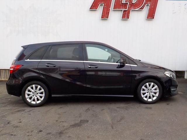 Bクラス B180 後期型 ターボ 純正HDDナビ バックカメラ LEDヘッドライト ETC ドラレコ クリアランスソナー クルコン フルセグ 前席シートヒーター キーレス 純正アルミ プッシュスタート 革巻きステア(6枚目)