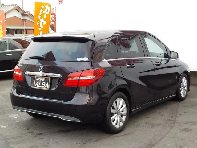 Bクラス B180 後期型 ターボ 純正HDDナビ バックカメラ LEDヘッドライト ETC ドラレコ クリアランスソナー クルコン フルセグ 前席シートヒーター キーレス 純正アルミ プッシュスタート 革巻きステア(9枚目)