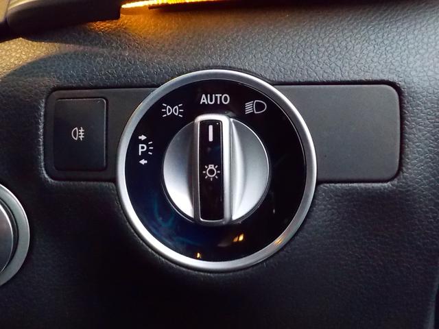 Bクラス B180 後期型 ターボ 純正HDDナビ バックカメラ LEDヘッドライト ETC ドラレコ クリアランスソナー クルコン フルセグ 前席シートヒーター キーレス 純正アルミ プッシュスタート 革巻きステア(26枚目)