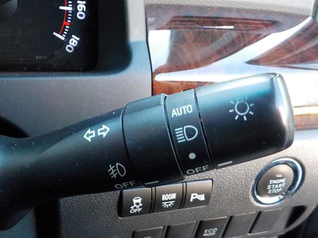 ヴェルファイア 2.4Z 純正HDDナビ バックカメラ 両側パワースライド リアフリップダウンモニター HID ETC オットマン クリアランスソナー フルセグ 純正エアロ 純正アルミ スマートキー 革巻きステア MTモード(39枚目)