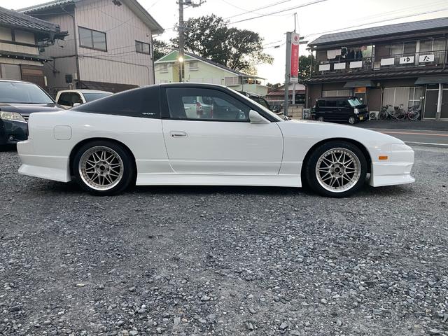 180SX タイプX スーパーハイキャス 新品フルエアロ オールペン済み(4枚目)