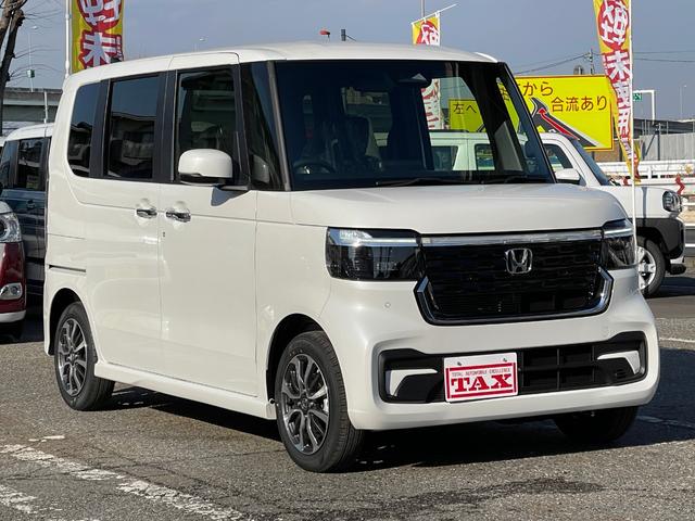 Ｎ－ＢＯＸ 　ベースグレード　届出済未使用車　オートＬＥＤ　禁煙　電格ミラー　ベンチシート　オートエアコン　スマートキ　フルフラット　ＬＥＤ　盗難防止装置　バックカメラ　パワーステアリング　ＥＳＣ（6枚目）