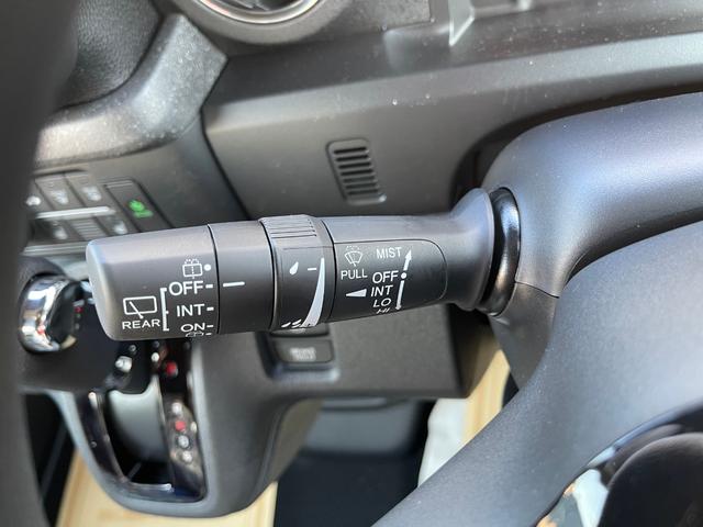 Ｎ－ＢＯＸ 　ベースグレード　届出済未使用車　オートＬＥＤ　禁煙　電格ミラー　ベンチシート　オートエアコン　スマートキ　フルフラット　ＬＥＤ　盗難防止装置　バックカメラ　パワーステアリング　ＥＳＣ（24枚目）
