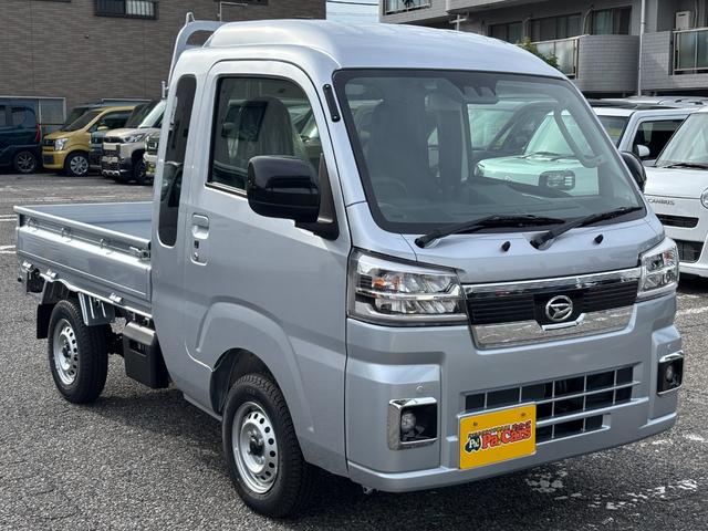 ハイゼットトラック ジャンボエクストラ　届出済み未使用車　衝突被害軽減システム　障害物センサー　スマートキー　ＬＥＤヘッドライト　オートライト　電格ミラー　盗難防止システム（7枚目）