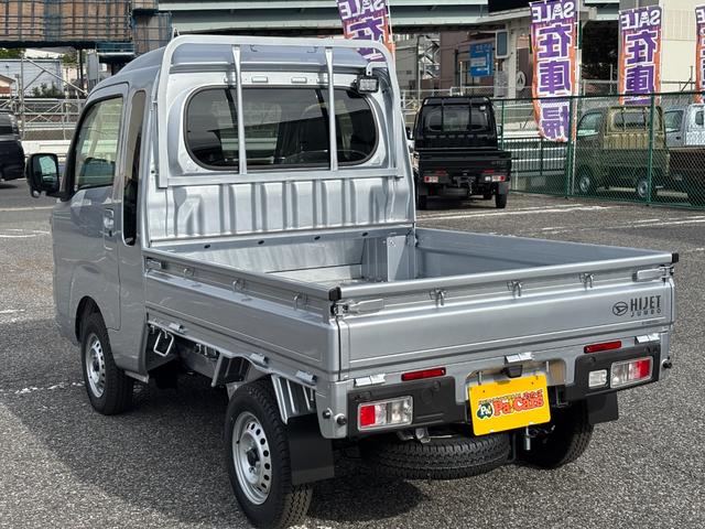 ハイゼットトラック ジャンボエクストラ　届出済み未使用車　衝突被害軽減システム　障害物センサー　スマートキー　ＬＥＤヘッドライト　オートライト　電格ミラー　盗難防止システム（11枚目）