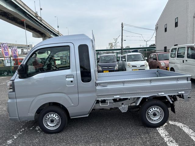 ハイゼットトラック ジャンボエクストラ　届出済み未使用車　衝突被害軽減システム　障害物センサー　スマートキー　ＬＥＤヘッドライト　オートライト　電格ミラー　盗難防止システム（12枚目）