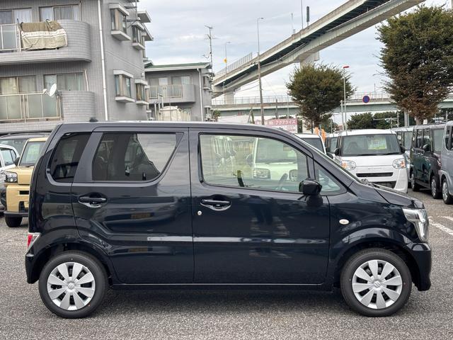 ワゴンＲ ＦＸ　ＦＸ　届出済未使用車　衝突軽減ブレーキサポート　シートヒーター付き　クリソナ　電動ミラー　運転席助手席エアバック　　スマートキー　セキュリティアラーム　フルフラット　運転席エアバック　パワステ（8枚目）