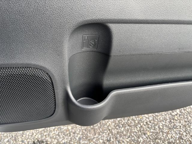 ムーヴキャンバス ストライプスG 届出済未使用車 前後障害物センサー アイドルストップ 禁煙 Bカメラ パワーウインドウ セキュリティアラーム フルフラット スマートキープッシュスタート カーテンエアバック Sヒーター(26枚目)