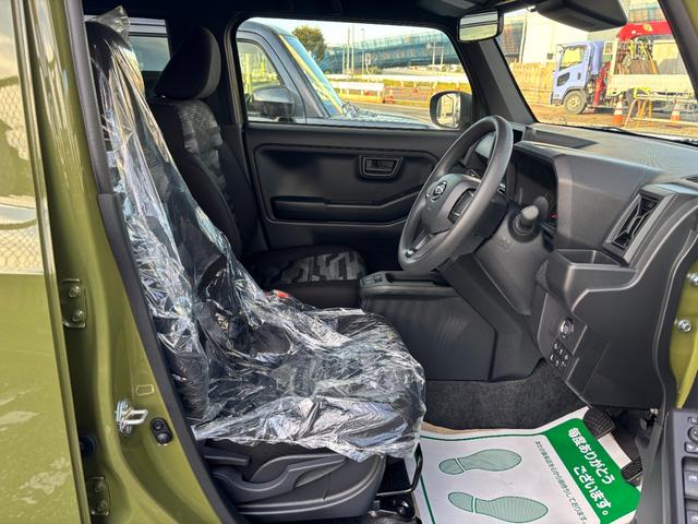 タフト X 届出済未使用車 禁煙 デュアルエアバッグ 安全ボディ キーフリー 記録簿 レーンキープ 横滑り防止機能 運転席エアバック サイドエアバッグ パワーウィンドウ LEDヘッドライト ガラスルーフ(19枚目)