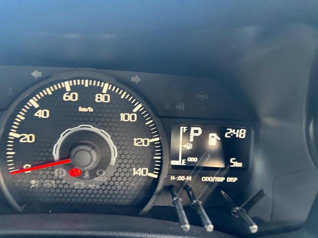 タフト X 届出済未使用車 禁煙 デュアルエアバッグ 安全ボディ キーフリー 記録簿 レーンキープ 横滑り防止機能 運転席エアバック サイドエアバッグ パワーウィンドウ LEDヘッドライト ガラスルーフ(26枚目)