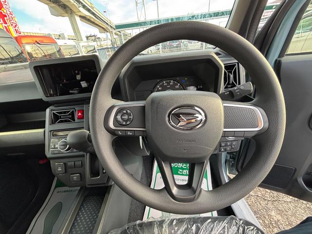 タフト Ｘ　届出済未使用車　禁煙　デュアルエアバッグ　安全ボディ　ＡＡＣ　キーフリー　記録簿　レーンキープ　横滑り防止機能　運転席エアバック　サイドエアバッグ　パワーウィンドウ　ＬＥＤヘッドライト　ガラスルーフ（25枚目）