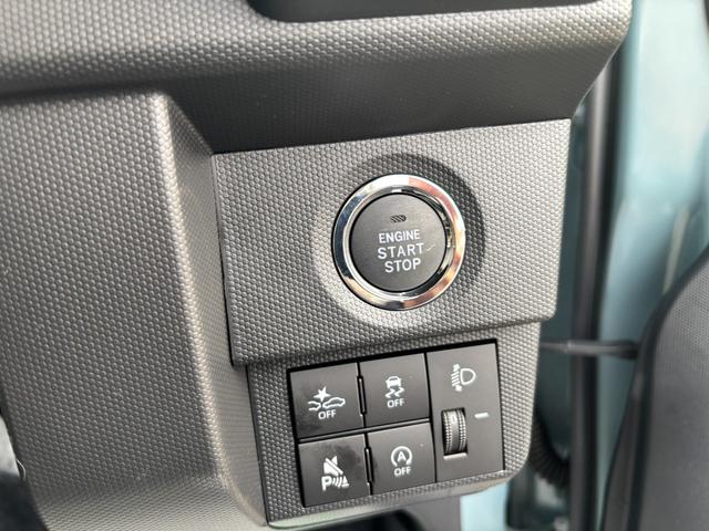 タフト Ｘ　届出済未使用車　禁煙　デュアルエアバッグ　安全ボディ　ＡＡＣ　キーフリー　記録簿　レーンキープ　横滑り防止機能　運転席エアバック　サイドエアバッグ　パワーウィンドウ　ＬＥＤヘッドライト　ガラスルーフ（31枚目）