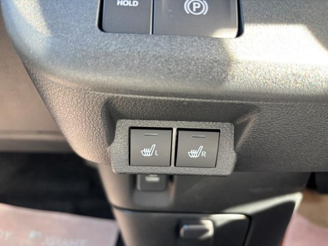 ムーヴキャンバス ストライプスＧ　届出済未使用車　両側電動スライドドア　衝突被害軽減ブレーキ　車線逸脱警報　横滑防止装置　コーナーセンサー　バックカメラ　ＬＥＤヘッドランプ＆フォグランプ　シートヒーター　スマートキープッシュスタート（37枚目）