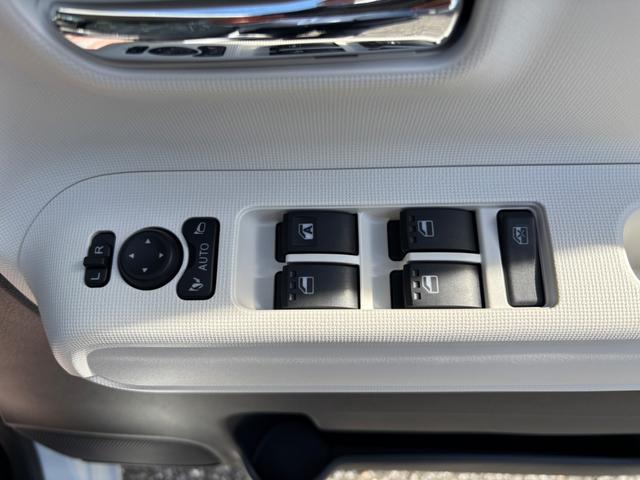 ムーヴキャンバス ストライプスＧ　届出済未使用車　両側電動スライドドア　衝突被害軽減ブレーキ　車線逸脱警報　横滑防止装置　コーナーセンサー　バックカメラ　ＬＥＤヘッドランプ＆フォグランプ　シートヒーター　スマートキープッシュスタート（51枚目）