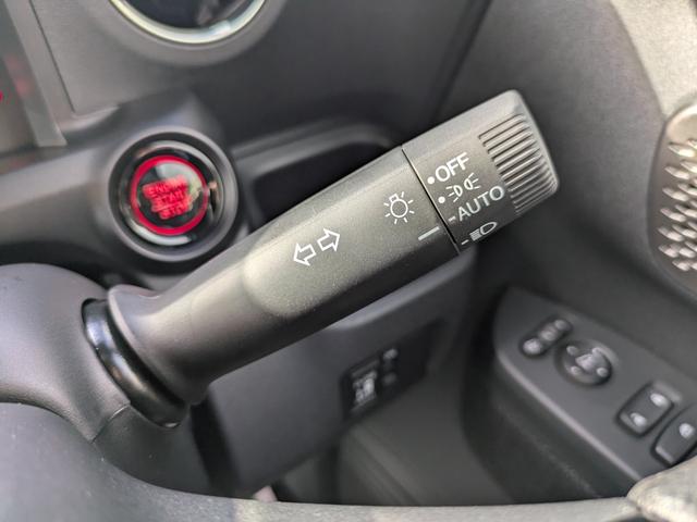 N-BOXカスタム ベースグレード 届出済未使用車 追従クルコン CMBS オートLED LKA 禁煙 電格ミラー ベンチシート オートエアコン スマートキ フルフラット LED 盗難防止装置 バックカメラ パワーステアリング ESC(28枚目)