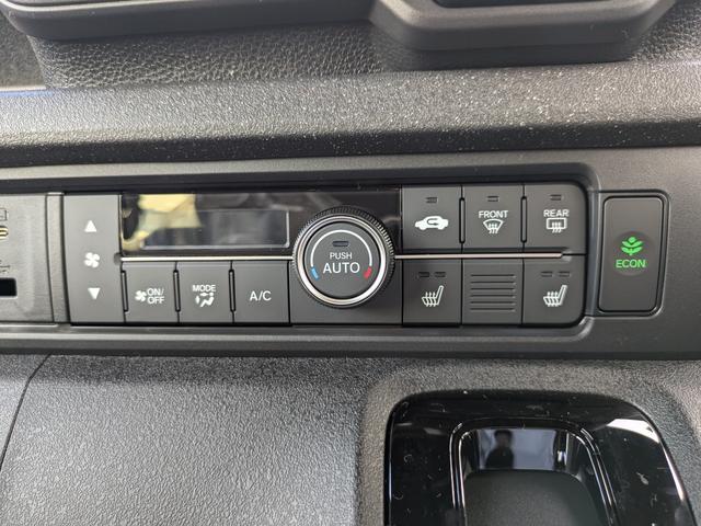 N-BOXカスタム ベースグレード 届出済未使用車 追従クルコン CMBS オートLED LKA 禁煙 電格ミラー ベンチシート オートエアコン スマートキ フルフラット LED 盗難防止装置 バックカメラ パワーステアリング ESC(37枚目)