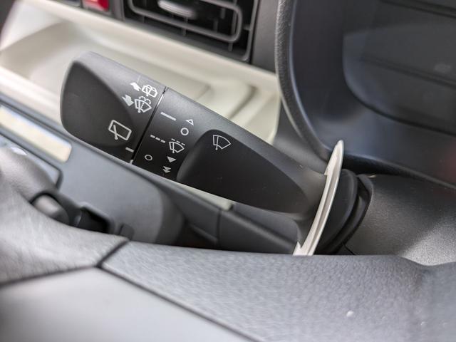 ムーヴキャンバス 届出済未使用車 オートライト バックカメラ USB ステアリングオーディオスイッチ リアパーキングセンサー オートエアコン プッシュスタート スマートキー 電動格納ミラー 左右電動スライドドア(27枚目)