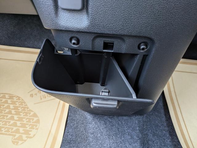 ムーヴキャンバス 届出済未使用車 オートライト バックカメラ USB ステアリングオーディオスイッチ リアパーキングセンサー オートエアコン プッシュスタート スマートキー 電動格納ミラー 左右電動スライドドア(38枚目)