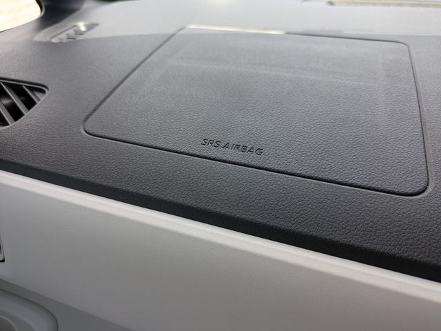 ムーヴキャンバス 届出済未使用車 オートライト バックカメラ USB ステアリングオーディオスイッチ リアパーキングセンサー オートエアコン プッシュスタート スマートキー 電動格納ミラー 左右電動スライドドア(43枚目)