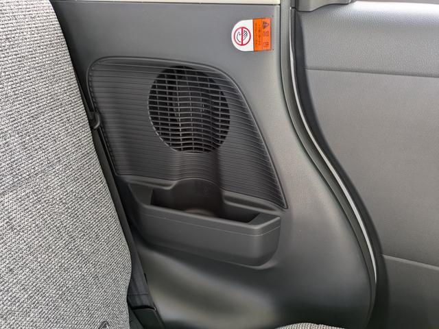 ムーヴキャンバス 届出済未使用車 オートライト バックカメラ USB ステアリングオーディオスイッチ リアパーキングセンサー オートエアコン プッシュスタート スマートキー 電動格納ミラー 左右電動スライドドア(53枚目)