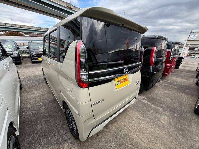 ルークス ハイウェイスター　Ｘ　届出済未使用車　衝突被害軽減ブレ－キ　電動ミラー　マルチビューカメラ　車線逸脱警報装置　横滑防止装置　コーナーソナー　フルフラット　禁煙　　ＬＥＤ　スマートキー　フロントカメラ　ワンオーナー（10枚目）