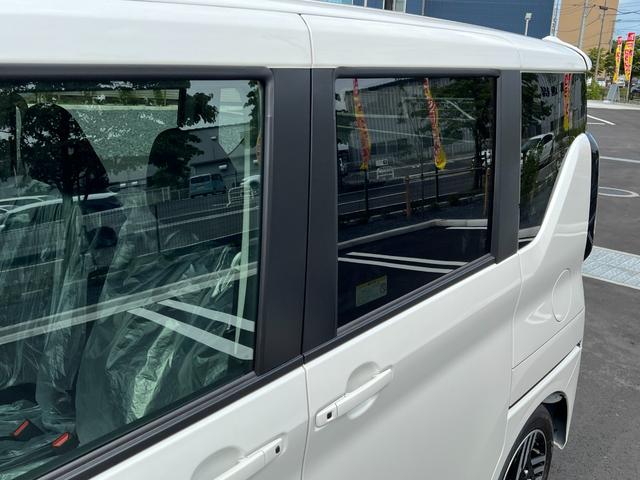 ルークス ハイウェイスター　Ｘ　届出済未使用車　衝突被害軽減ブレ－キ　電動ミラー　マルチビューカメラ　車線逸脱警報装置　横滑防止装置　コーナーソナー　フルフラット　禁煙　　ＬＥＤ　スマートキー　フロントカメラ　ワンオーナー（17枚目）