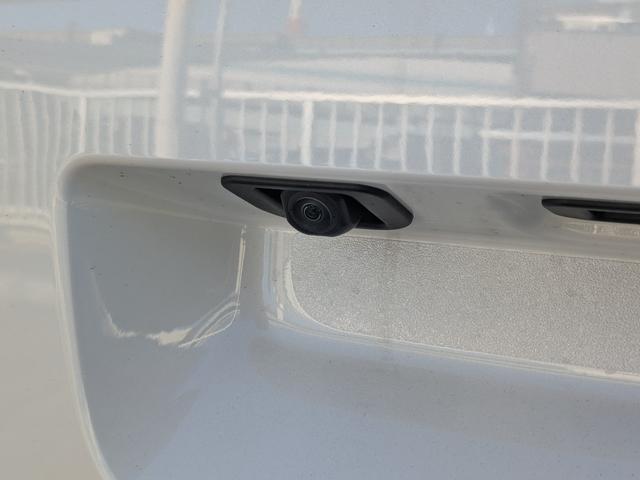 ムーヴキャンバス ストライプスＧ　届出済未使用車　前後障害物センサー　アイドルストップ　禁煙　Ｂカメラ　パワーウインドウ　セキュリティアラーム　フルフラット　スマートキープッシュスタート　カーテンエアバック　ＬＥＤライト（16枚目）