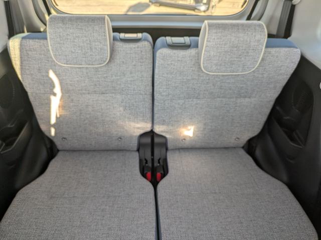 ムーヴキャンバス ストライプスＧ　届出済未使用車　前後障害物センサー　アイドルストップ　禁煙　Ｂカメラ　パワーウインドウ　セキュリティアラーム　フルフラット　スマートキープッシュスタート　カーテンエアバック　ＬＥＤライト（43枚目）