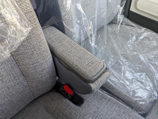 ムーヴキャンバス ストライプスＸ　届出済未使用車　オートライト　バックカメラ　ＵＳＢ　ステアリングオーディオスイッチ　リアパーキングセンサー　オートエアコン　プッシュスタート　スマート　キー　電動格納ミラー　左右電動スライドドア（47枚目）