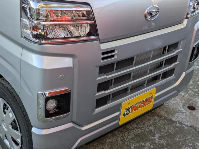 ハイゼットカーゴ クルーズ 届出済未使用車 LEDパック 電動ミラー 衝突軽減システム 両側スライド アイドリングSTOP 安全ボディ LEDライト スマートキー オートライト パワーウィンドウ ABS 盗難防止システム(17枚目)