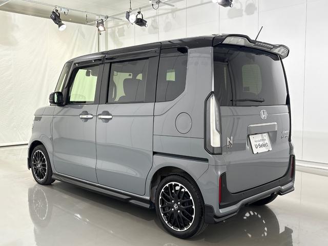 Ｎ－ＢＯＸカスタム コーディネートスタイル　オートクルーズ　シートヒータ　ＬＥＤ　ＥＳＣ　リアカメラ　アイドリングストップ　エアコン　サイドエアバック　パワーウィンドウ　エアバッグ　ＡＢＳ　パワーステアリング　キーレス　禁煙　ワンオーナー（11枚目）