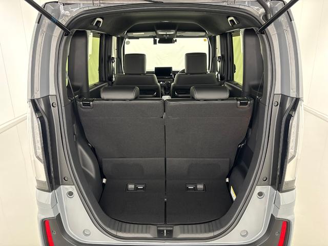 Ｎ－ＢＯＸカスタム コーディネートスタイル　オートクルーズ　シートヒータ　ＬＥＤ　ＥＳＣ　リアカメラ　アイドリングストップ　エアコン　サイドエアバック　パワーウィンドウ　エアバッグ　ＡＢＳ　パワーステアリング　キーレス　禁煙　ワンオーナー（17枚目）