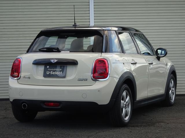 ＭＩＮＩ クーパーピカデリーエディション　新品タイヤ４本交換済み　純正メモリーナビゲーション＆前後ドラレコ　バックカメラ　Ｂｌｕｅｔｏｏｔｈオーディオ　ミュージックサーバー　ＵＳＢ　ＬＥＤヘッドライト　前席シートヒーター　禁煙車　ワンオーナー（9枚目）