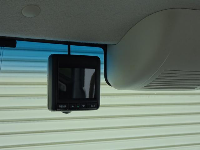 N-BOX G・Lホンダセンシング レーダブレーキ Sヒータ Aストップ 禁煙 ESC キーフリーシステム LEDライト フルセグ対応 バックM TVナビ スマートキー クルコン ETC 両席エアバック エアコン(18枚目)