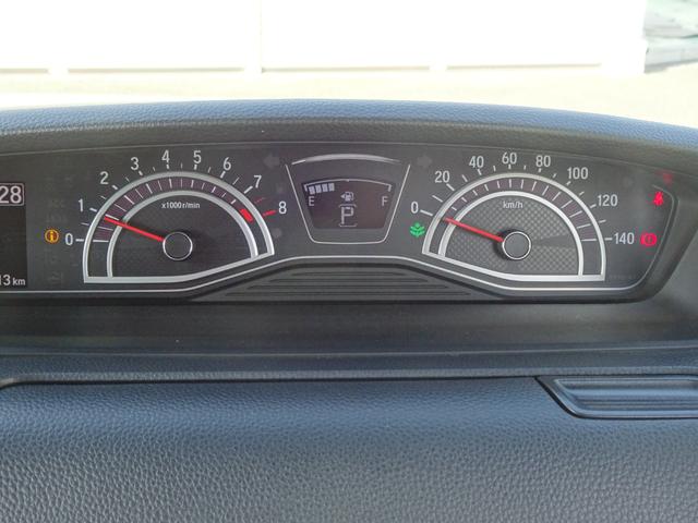 N-BOXカスタム G・Lホンダセンシング 地デジTV 禁煙 整備記録簿 助手席エアバッグ キーレス アイドリングST セキュリティーアラーム スマ-トキ- リアカメラ ナビTV ETC 前車追従機能 サイドエアバッグ(12枚目)