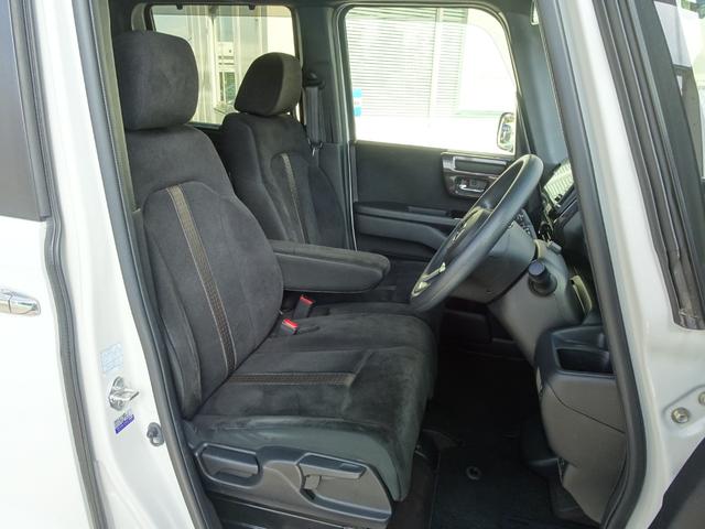 N-BOXカスタム G・Lホンダセンシング 地デジTV 禁煙 整備記録簿 助手席エアバッグ キーレス アイドリングST セキュリティーアラーム スマ-トキ- リアカメラ ナビTV ETC 前車追従機能 サイドエアバッグ(19枚目)