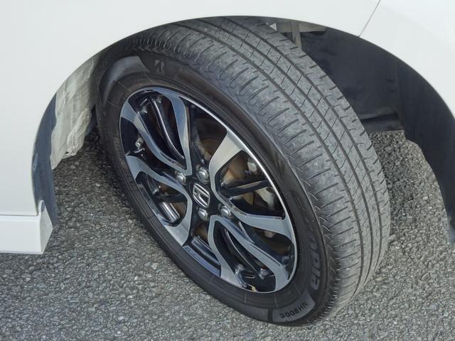 N-BOXカスタム G・Lホンダセンシング 地デジTV 禁煙 整備記録簿 助手席エアバッグ キーレス アイドリングST セキュリティーアラーム スマ-トキ- リアカメラ ナビTV ETC 前車追従機能 サイドエアバッグ(25枚目)