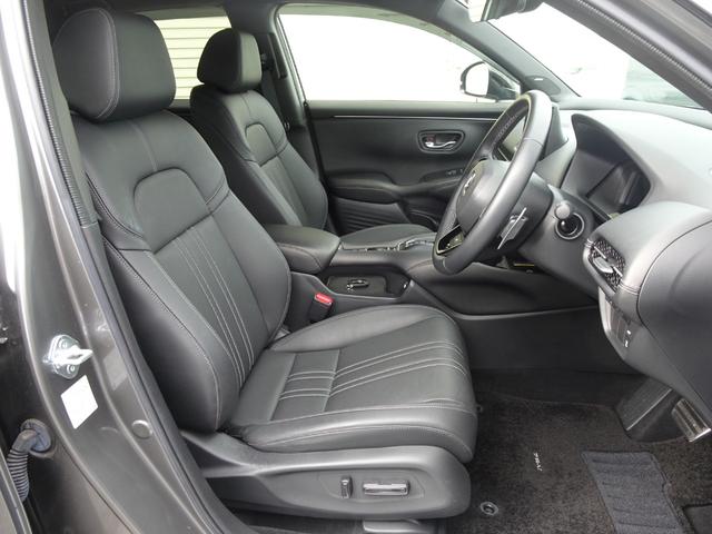 ZR-V e:HEVZ特別仕様車ブラックスタイル アラウンドビューモニター LEDヘッドランプ スマ-トキ- クルコン ETC車載器 シートヒーター 本革シート バックカメラ ESC フルオートエアコン 禁煙 ドライブレコーダー 記録簿 USB接続(17枚目)