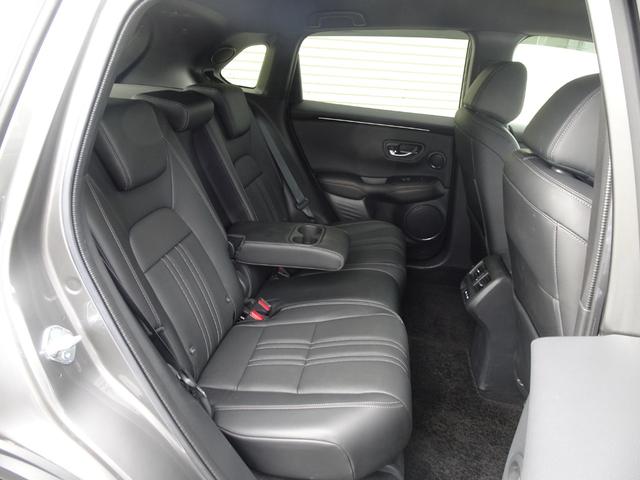 ZR-V e:HEVZ特別仕様車ブラックスタイル アラウンドビューモニター LEDヘッドランプ スマ-トキ- クルコン ETC車載器 シートヒーター 本革シート バックカメラ ESC フルオートエアコン 禁煙 ドライブレコーダー 記録簿 USB接続(18枚目)