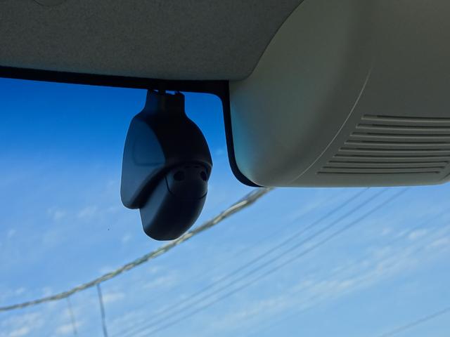 Ｎ－ＢＯＸ ＥＸ　クリソナ　衝突被害軽減装置　盗難防止装置　ＬＥＤヘッド　パワーステアリング　ＡＢＳ　キーレス　スマートキー＆プッシュスタート　禁煙　ＵＳＢ接続　クルーズコントロール　パワーウィンドウ　Ｂカメ（18枚目）