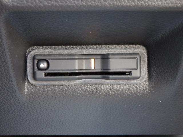 ステップワゴン ｅ：ＨＥＶスパーダプレミアムライン　マルチカメラ　Ｗエアコン　両側自動ドア　Ｆセグ　ＵＳＢ接続　クリアランスソナ　クルーズＣ　助手席エアバッグ　スマートＫ　シ－トヒ－タ－　サイドカメラ　オットマン　電格ミラー　ＬＥＤライト　キーフリー（15枚目）