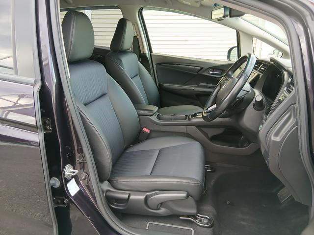 シャトル ハイブリッドＺホンダセンシング　ワンオーナー　クルーズコントロール　ＤＶＤ再生　ＬＥＤライト　バックカメラ　アイドリングストップ　シートヒーター　フルセグ　禁煙車　ドラレコ　スマートキー　ＡＢＳ（18枚目）