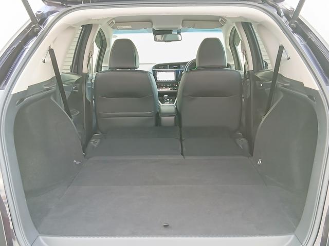 シャトル ハイブリッドＺホンダセンシング　ワンオーナー　クルーズコントロール　ＤＶＤ再生　ＬＥＤライト　バックカメラ　アイドリングストップ　シートヒーター　フルセグ　禁煙車　ドラレコ　スマートキー　ＡＢＳ（21枚目）