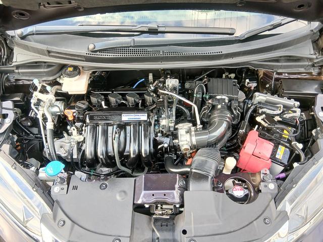 シャトル ハイブリッドＺホンダセンシング　ワンオーナー　クルーズコントロール　ＤＶＤ再生　ＬＥＤライト　バックカメラ　アイドリングストップ　シートヒーター　フルセグ　禁煙車　ドラレコ　スマートキー　ＡＢＳ（23枚目）