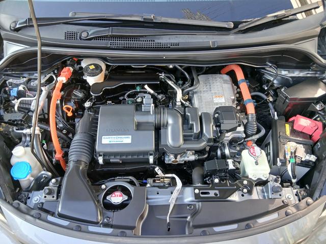 フィット ｅ：ＨＥＶリュクス　新品タイヤ４本交換付き　純正メモリーナビ＆前後ドラレコ　バックカメラ　障害物センサー　地デジチューナー　Ｂｌｕｅｔｏｏｔｈオーディオ　ＵＳＢ　前席シートヒーター　ＥＴＣ　禁煙車　ワンオーナー　ＬＥＤ（23枚目）