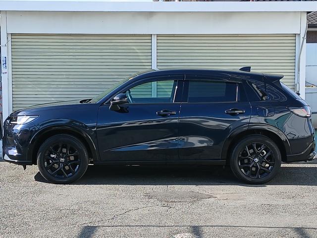 ＺＲ－Ｖ ｅ：ＨＥＶＸ特別仕様車ブラックスタイル　弊社元デモカー　純正コネクトディスプレイナビ＆３方向ドラレコ　バックカメラ　障害物センサー　地デジチューナー　Ｂｌｕｅｔｏｏｔｈ　ＵＳＢ　ヒーター付き本革電動シート　ＥＴＣ２．０　電動リアゲート（8枚目）